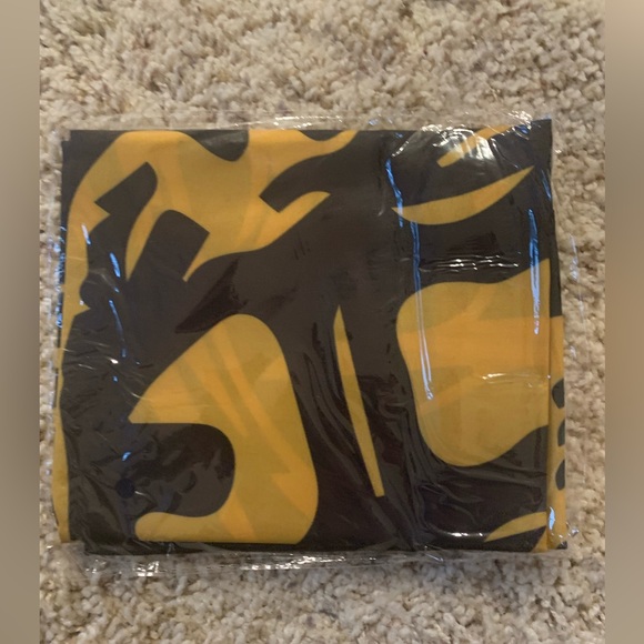 Authentic Forward Observations Group Flag Banner  black and gold Canoe Club - Picture 4 of 4